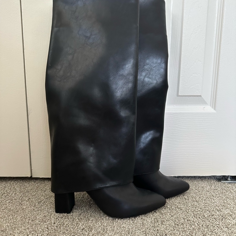 Madden Girl Black Leather Heeled Boots